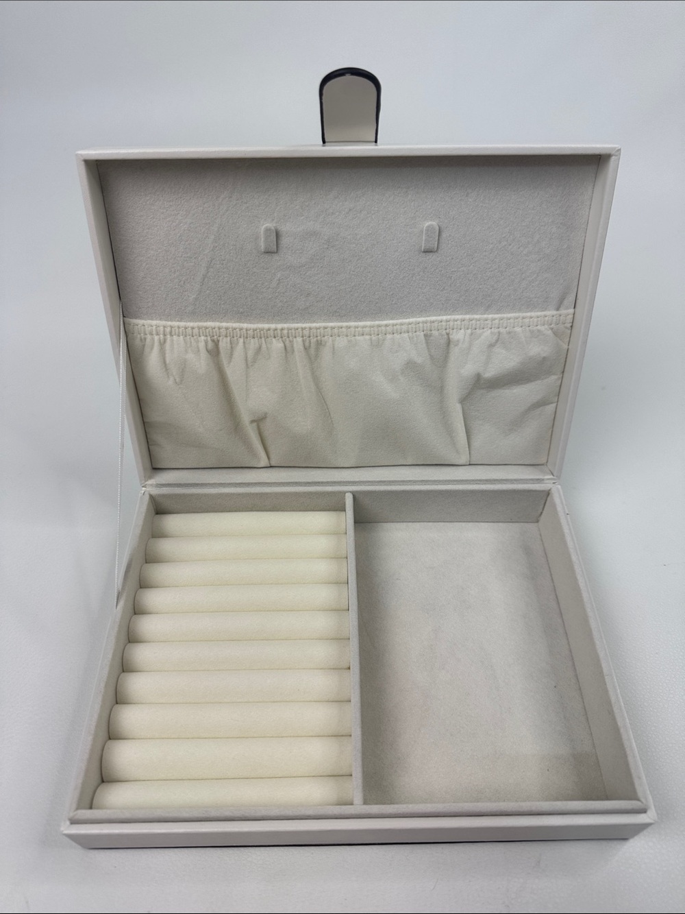 RADLEY LONDON White Jewelry Box case Magnetic opening Organizer